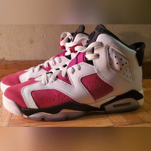 Jordan 6 Carmines - Picture 6 of 6